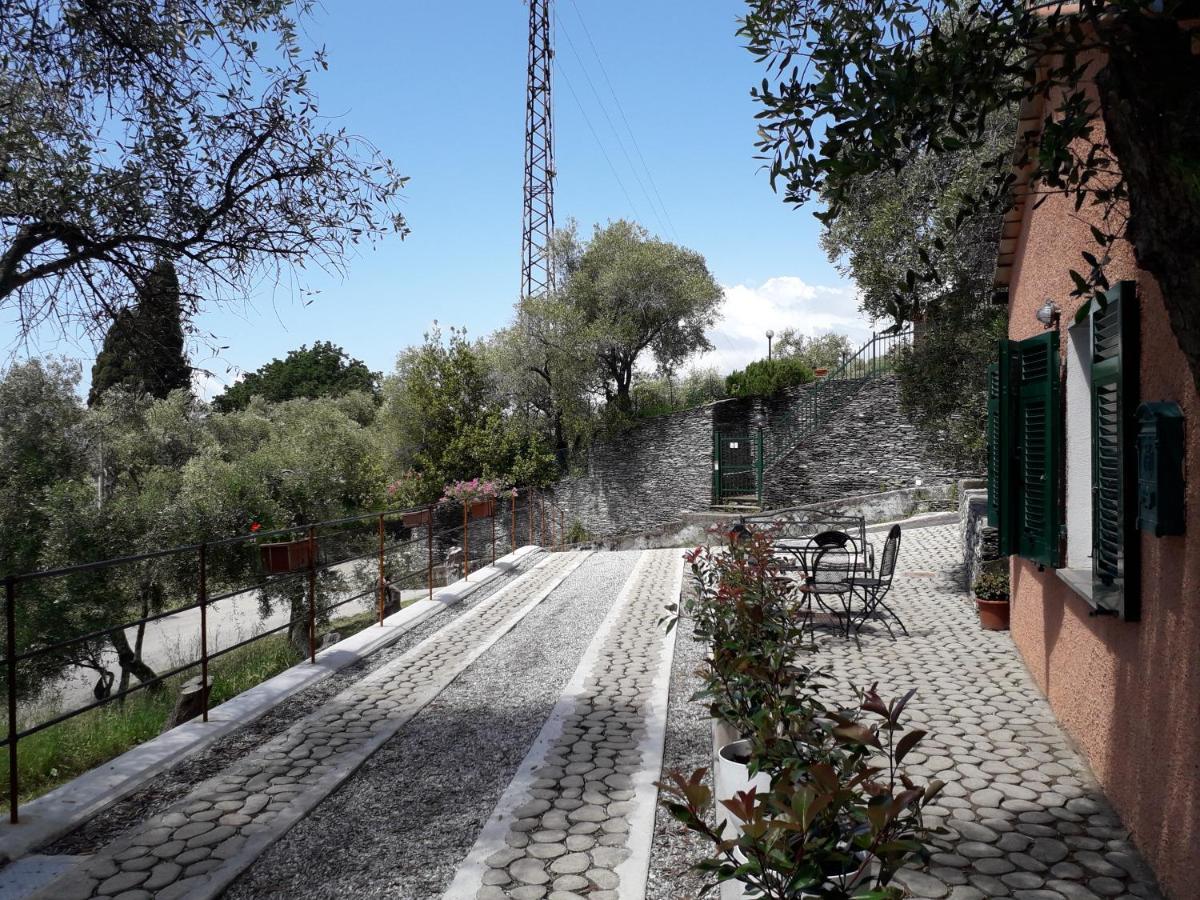 Tigullio Vacations: La Casetta Lavagna Esterno foto
